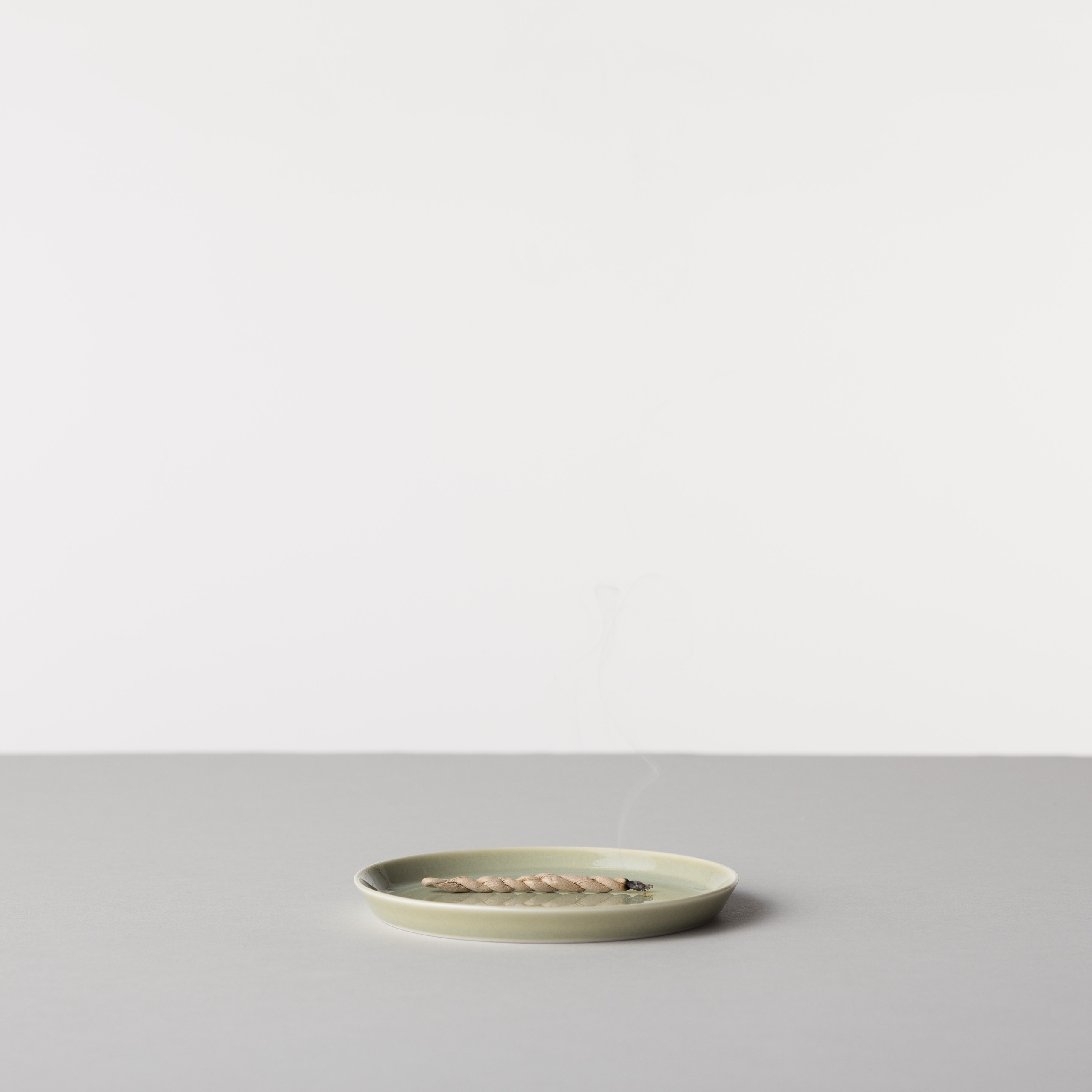 ロープインセンス | 有限会社マルヒロ | 波佐見焼の陶磁器ブランド